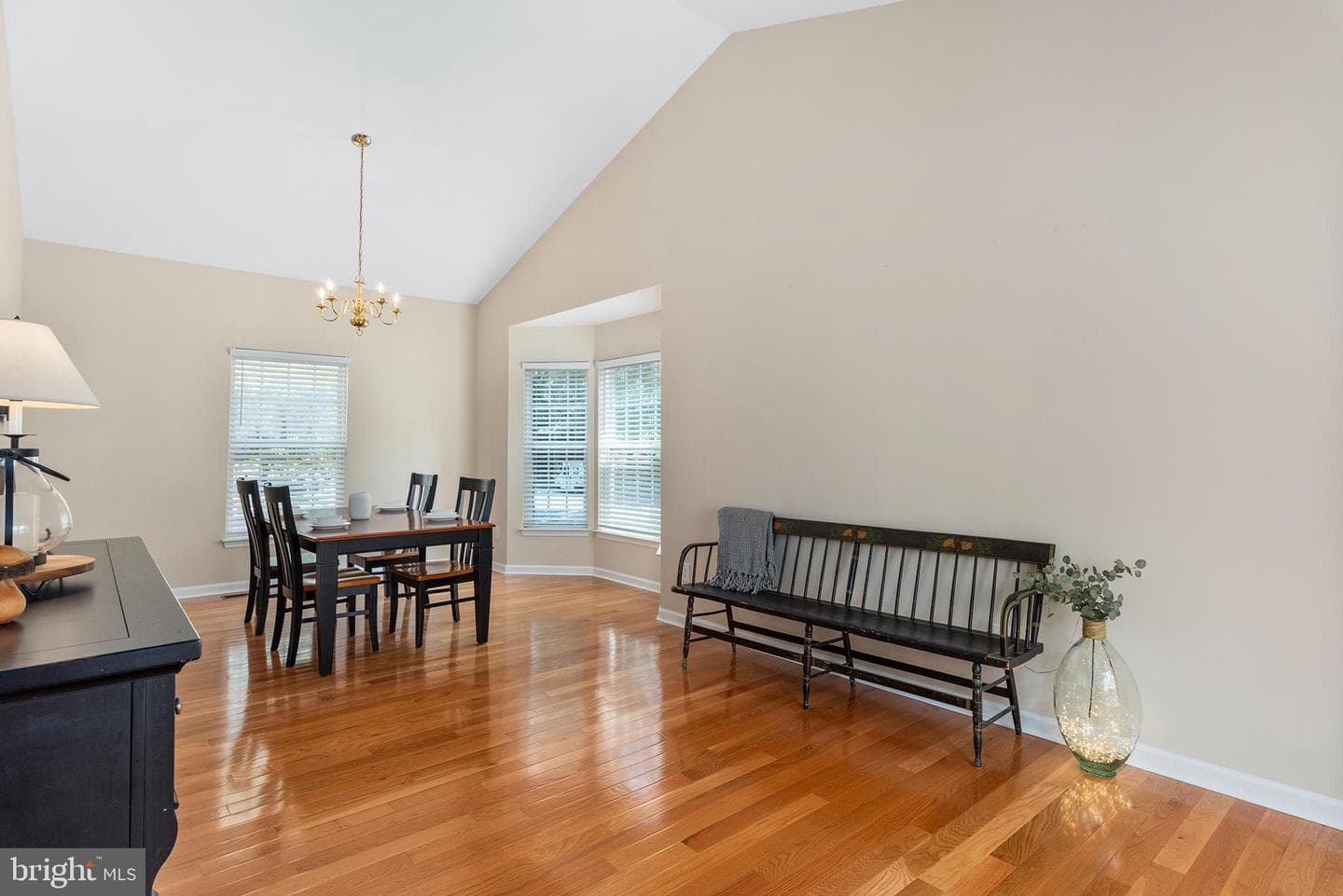331 Suburban Drive photo 6