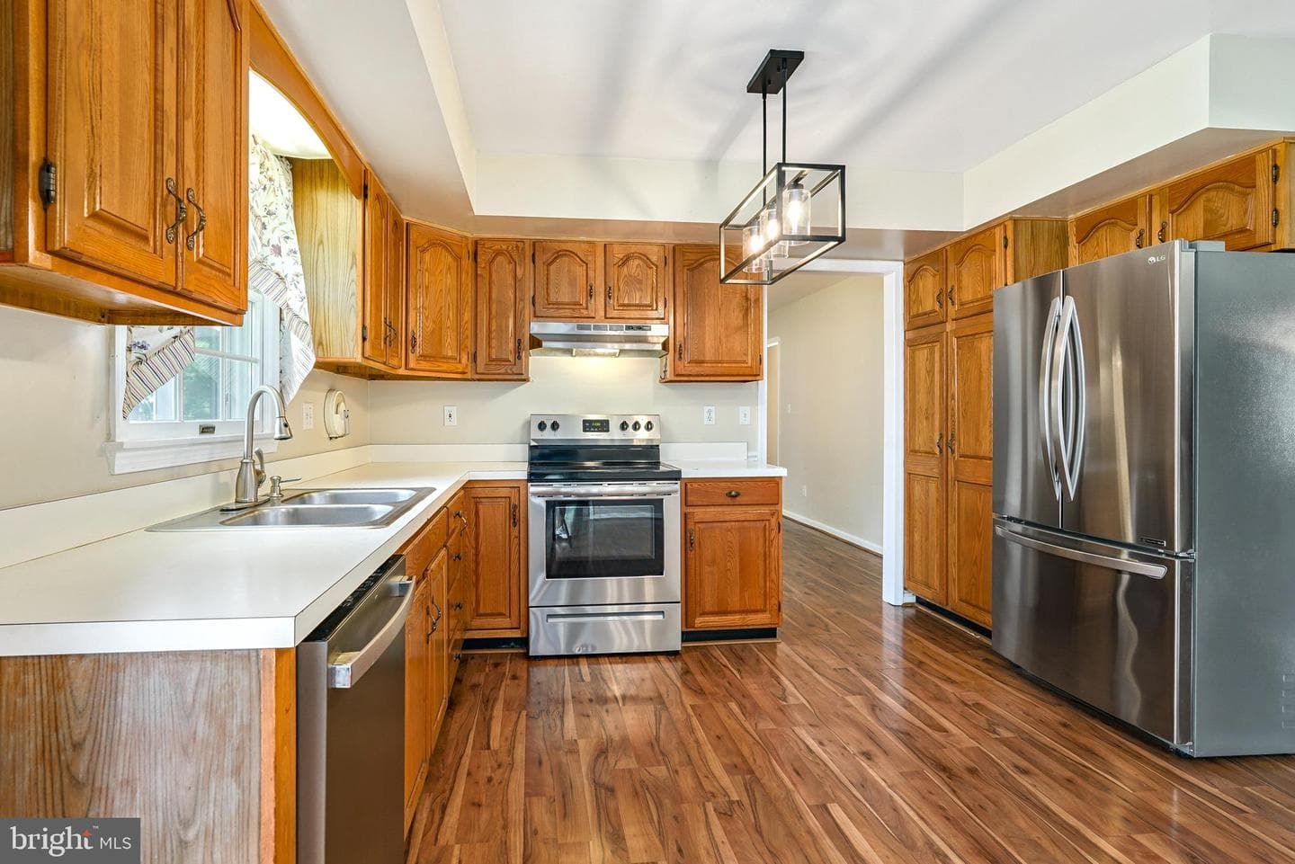 206 Newark Avenue photo 13