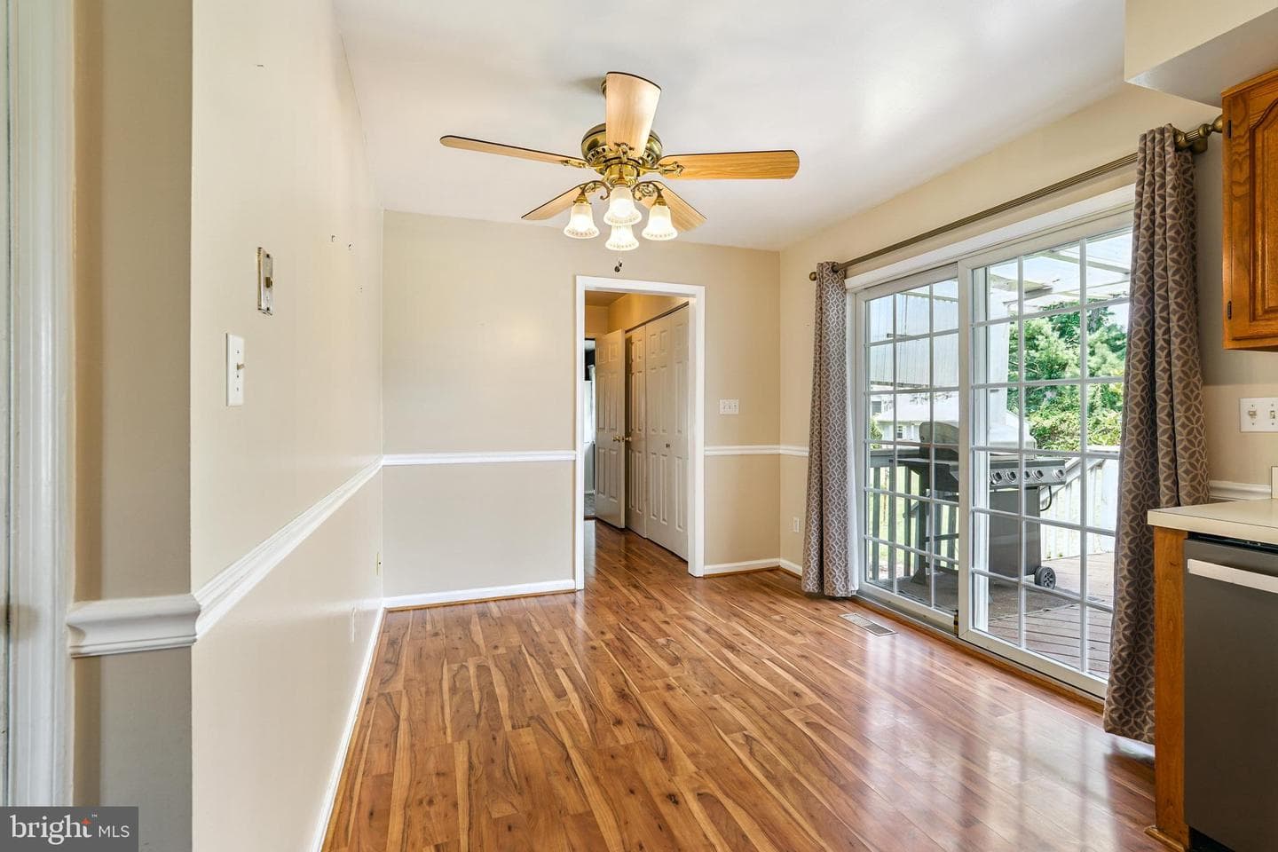 206 Newark Avenue photo 14