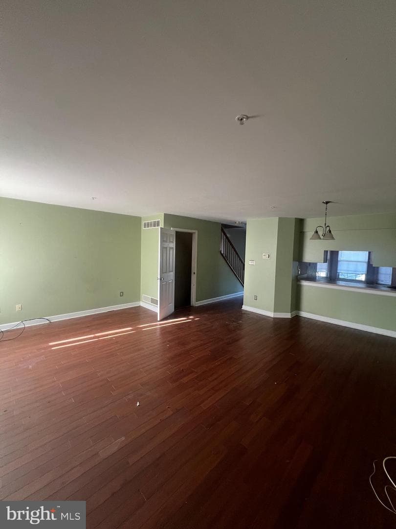 613 Buttonwoods Road photo 6