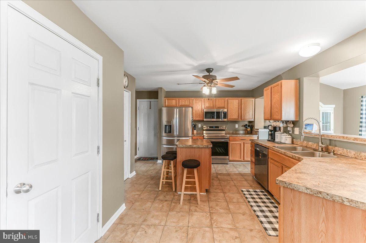 3 Goldspire Drive photo 16
