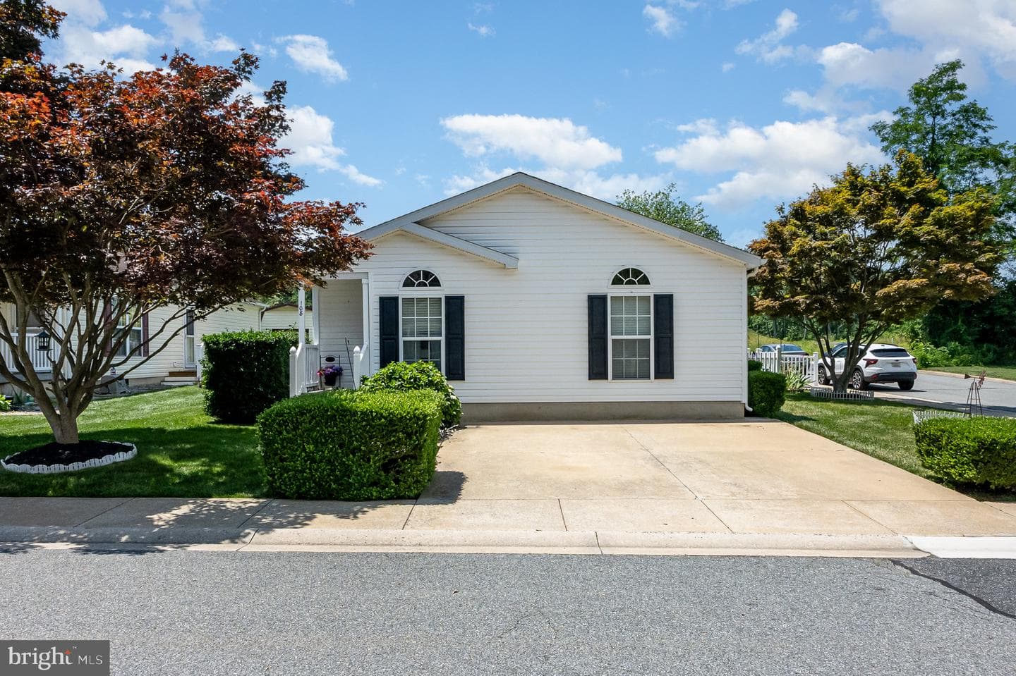 108 Curry Avenue photo 1