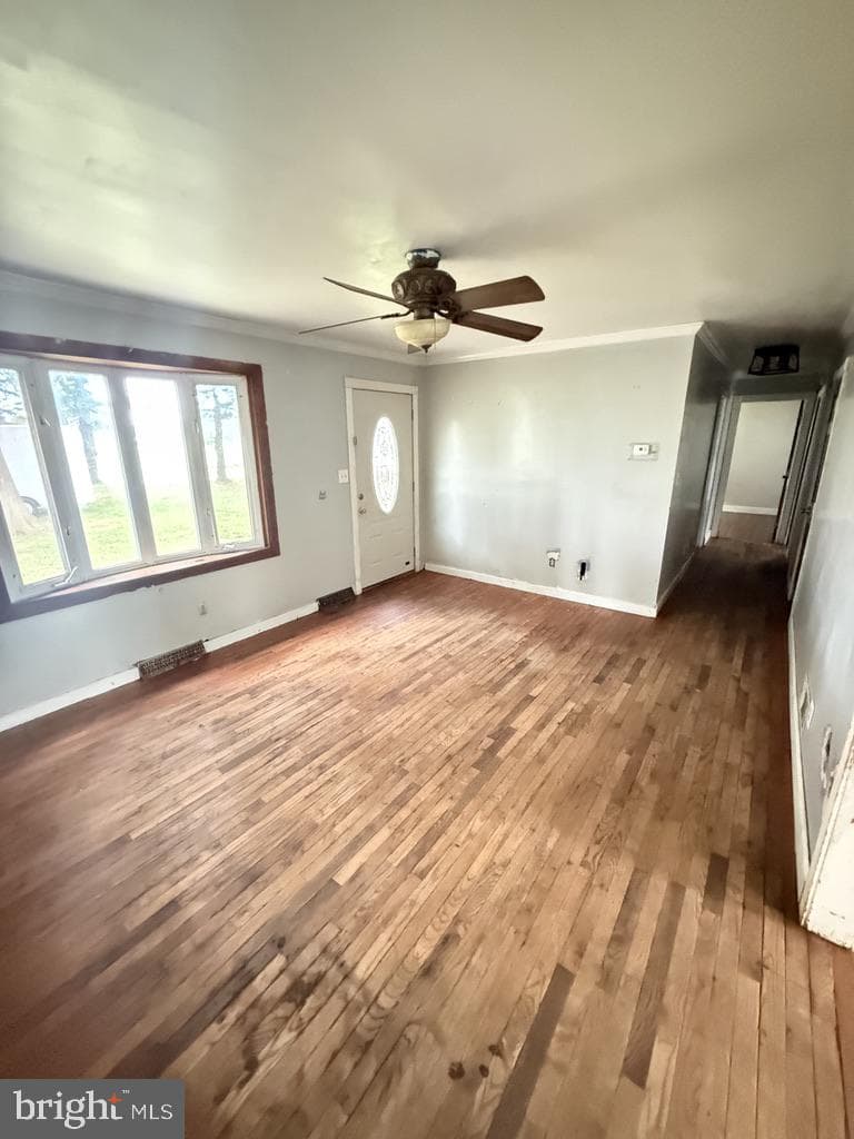 2398 Telegraph Road photo 21