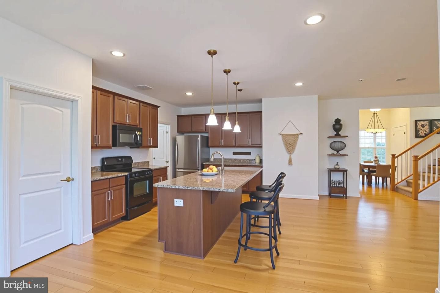 596 Claiborne Road photo 10