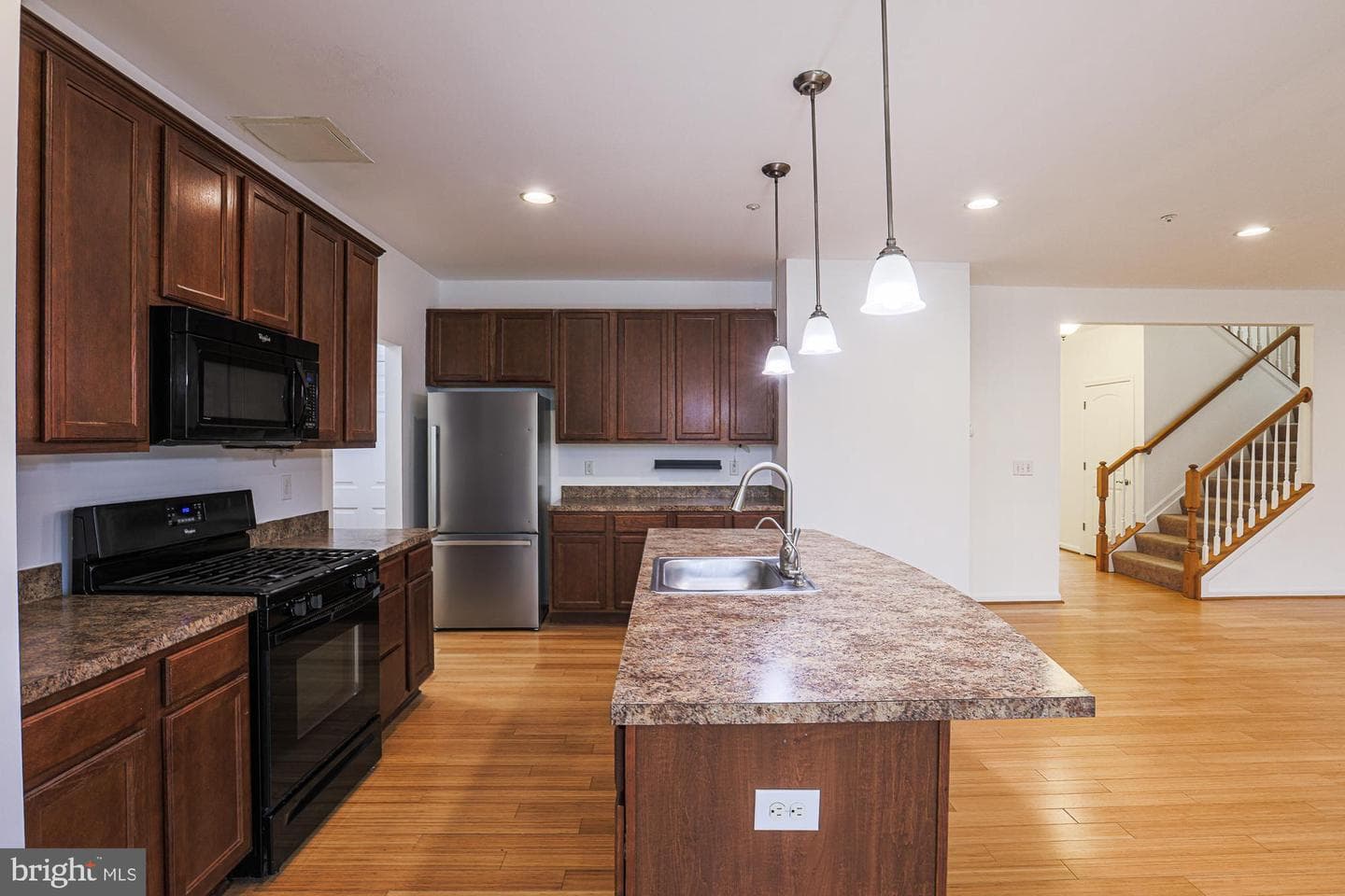 596 Claiborne Road photo 15