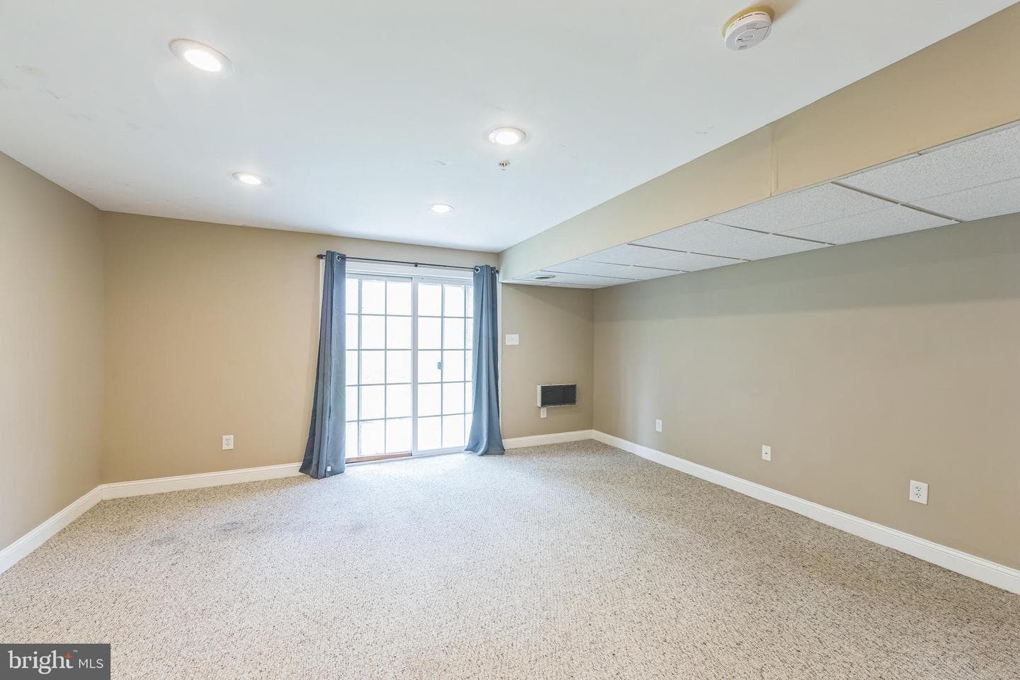 100 Vince Drive photo 23