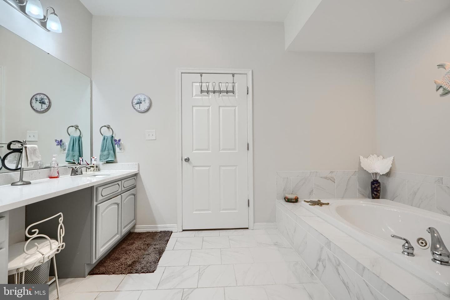 231 Roundhouse Drive #3e photo 25