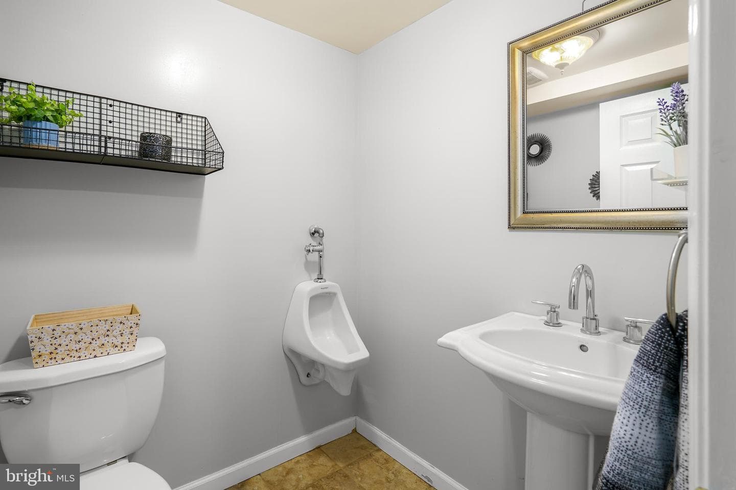 202 Vince Drive photo 33