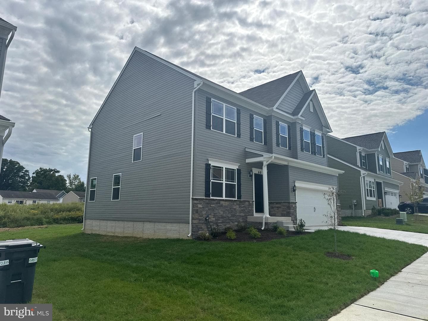 60 Chase Circle photo 3