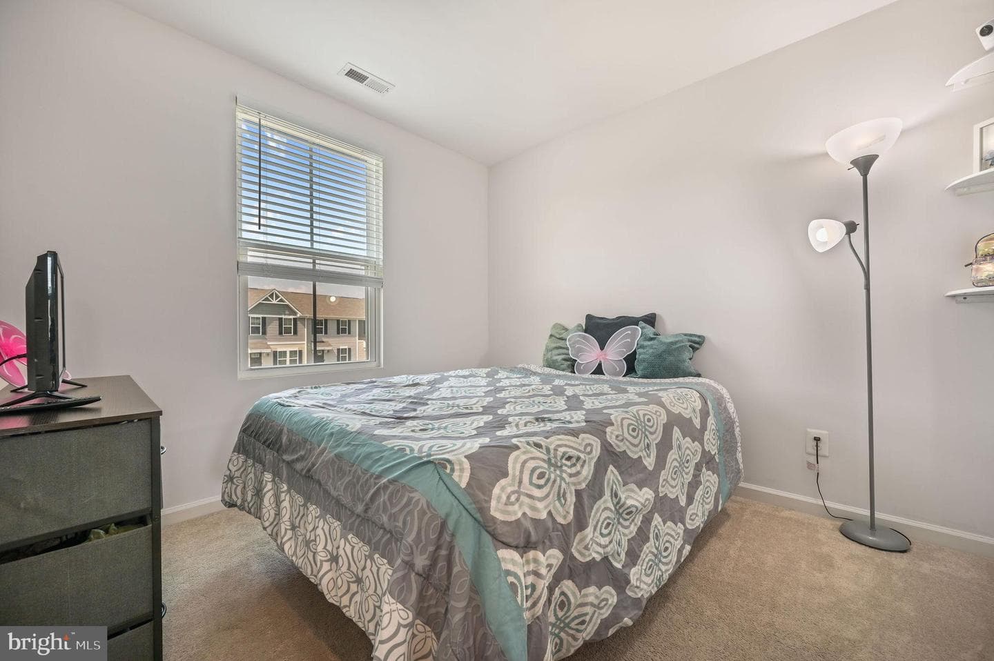 8 Marsh Lane photo 16
