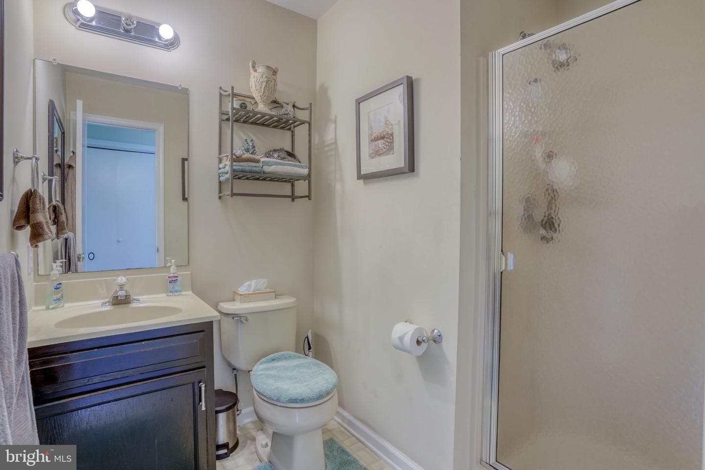 260 Chestnut Drive photo 17