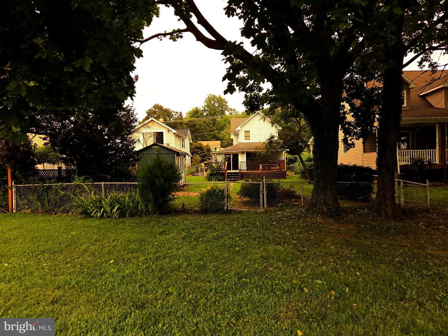534 Biddle Street photo 26