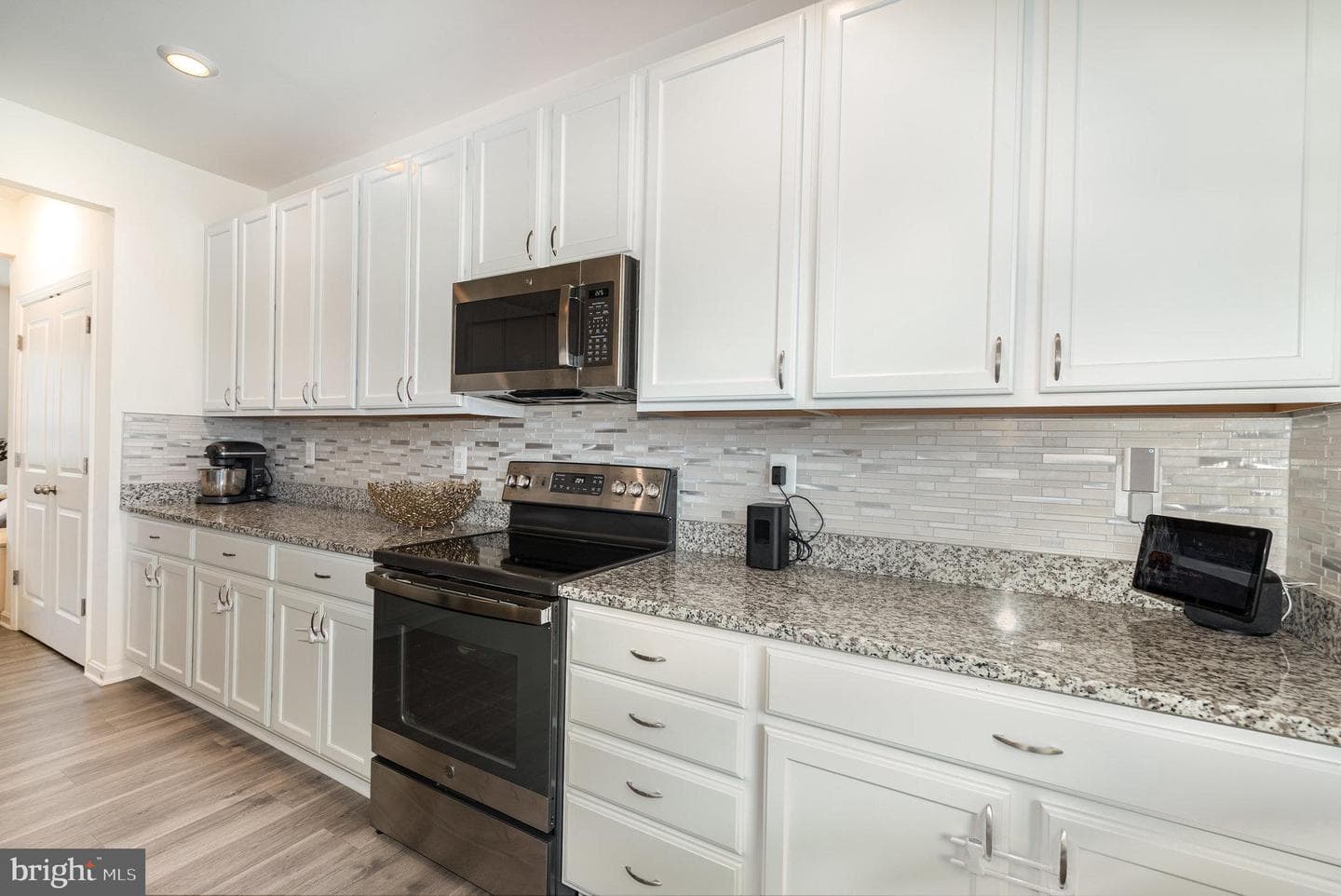 105 Maple Leaf Drive photo 11