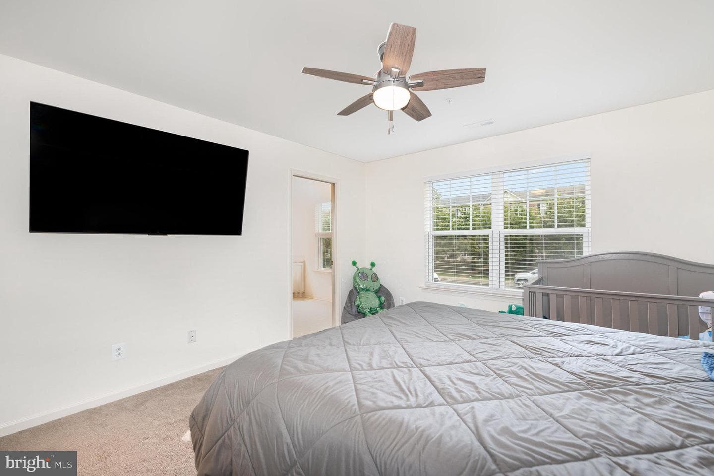 105 Maple Leaf Drive photo 14