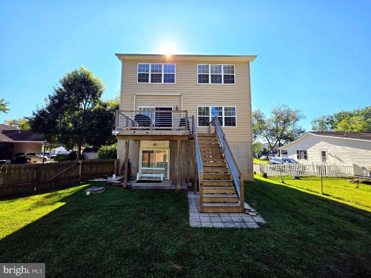 8 Elk Lane photo 18