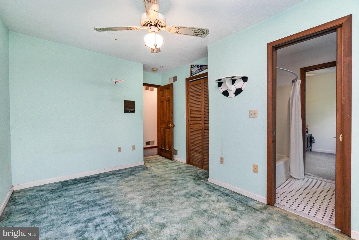 80 Parkside Drive photo 24