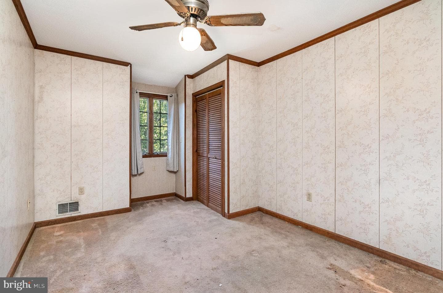 80 Parkside Drive photo 30