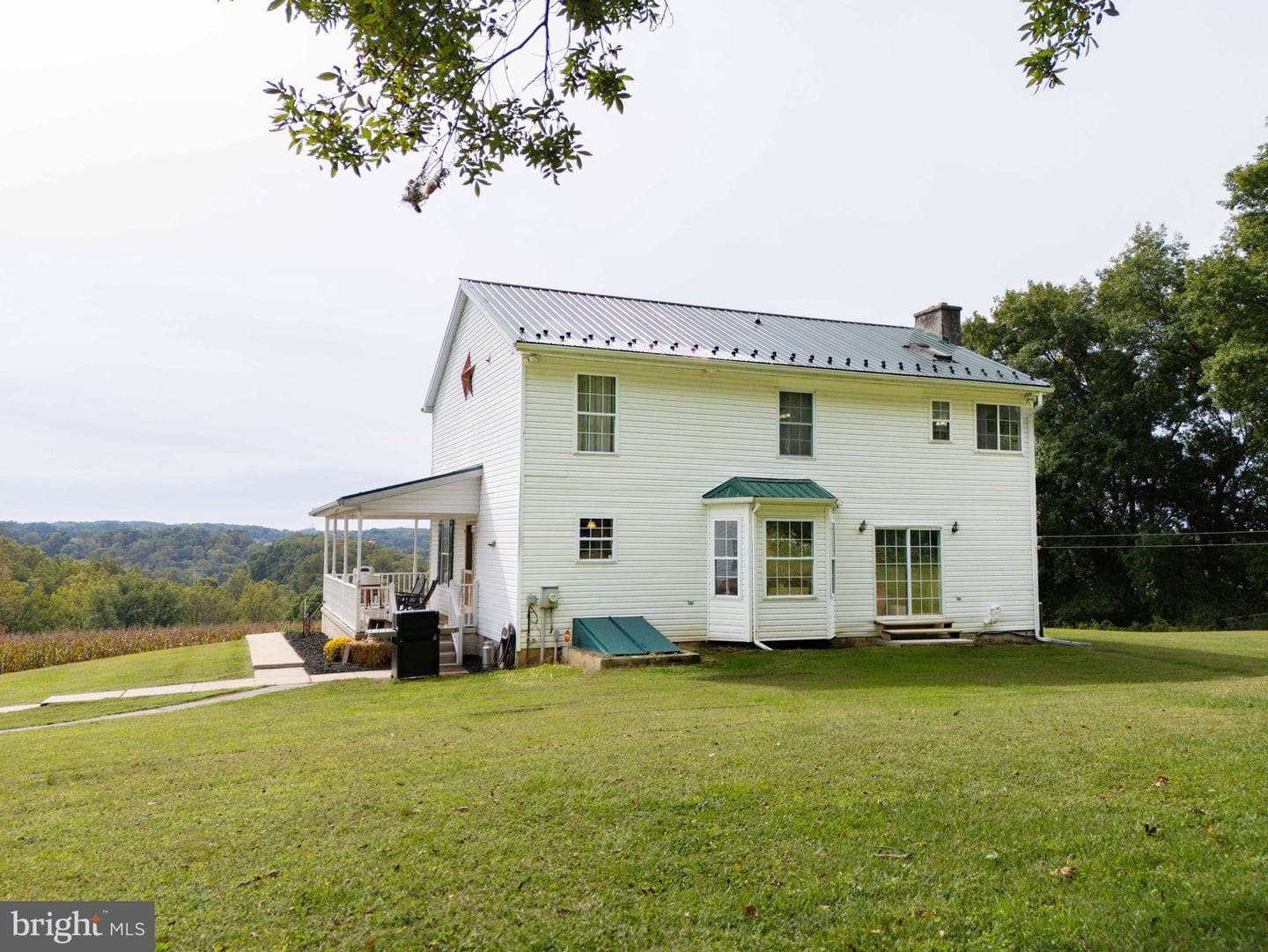 424 Springhill Road photo 12