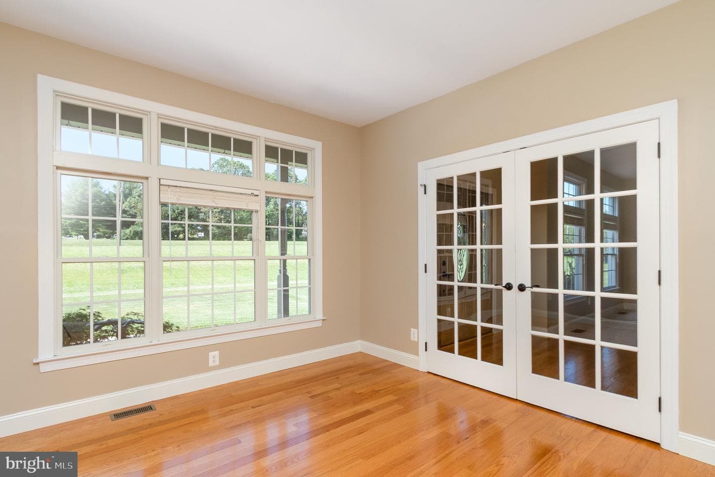 56 Sylmar Road photo 17