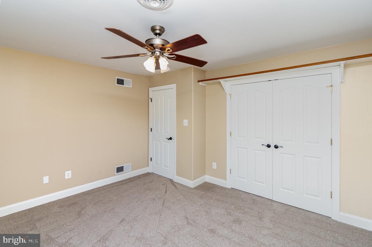 56 Sylmar Road photo 40