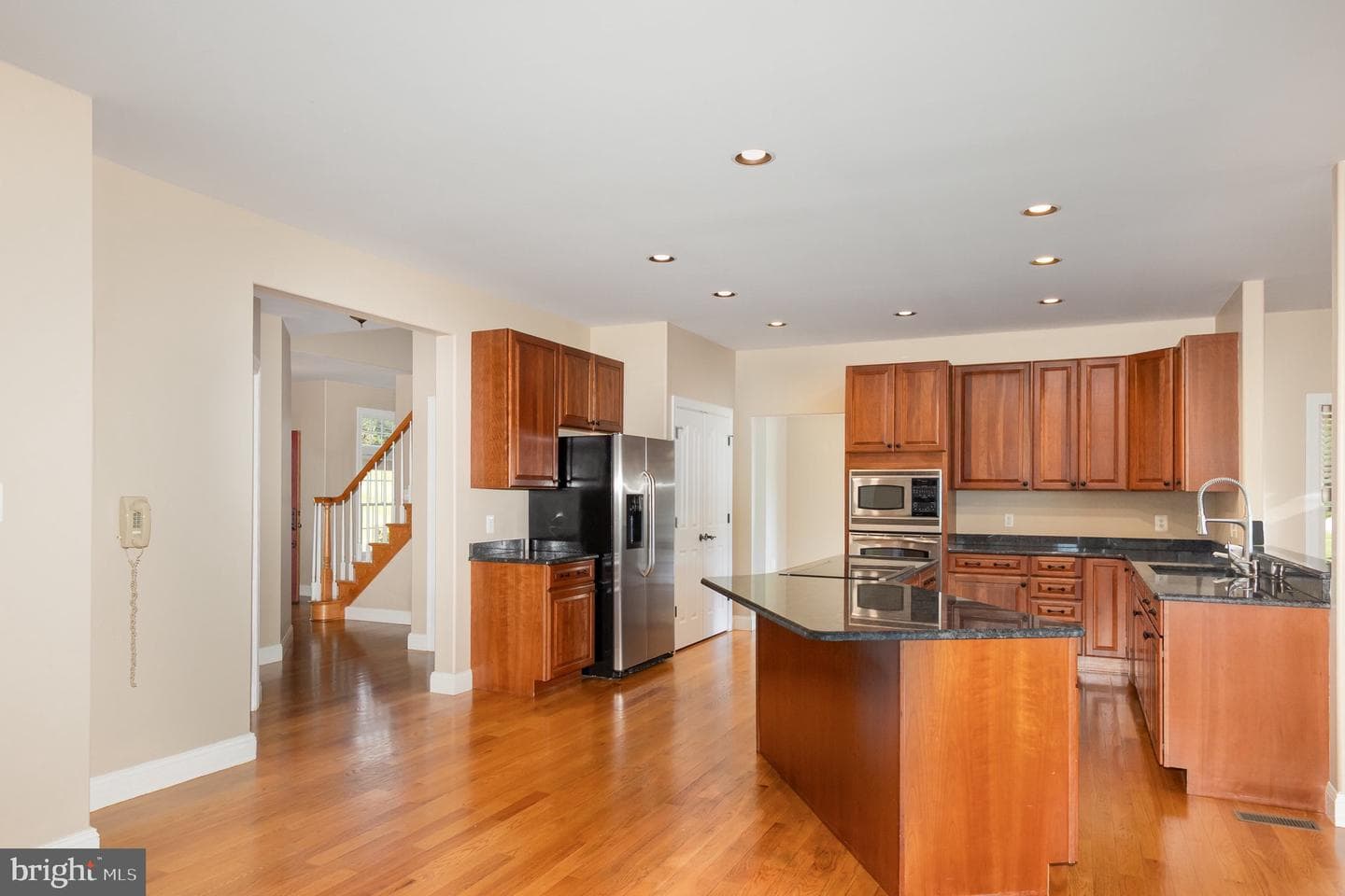 56 Sylmar Road photo 9
