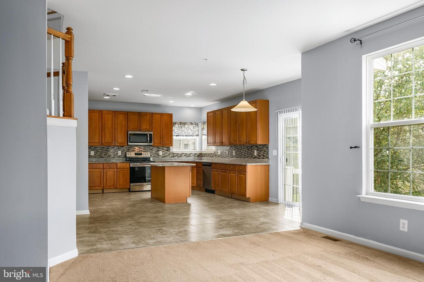 241 Stewart Road photo 15