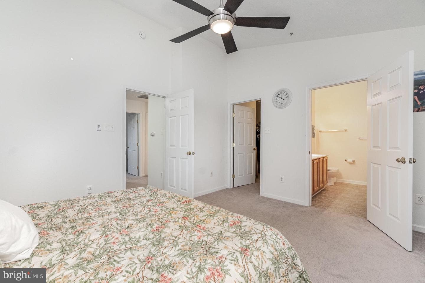 406 Roundhouse Drive photo 18