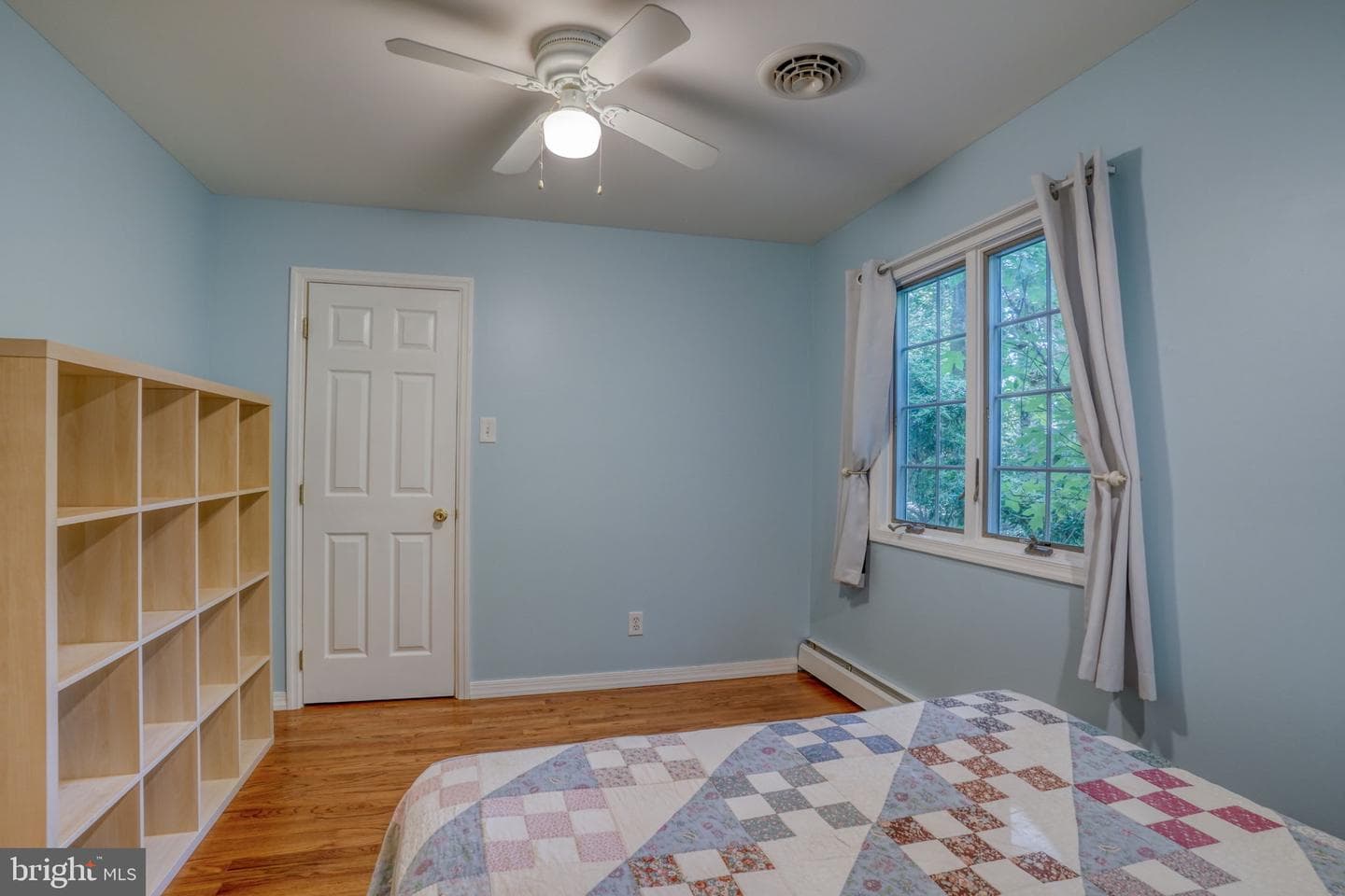 17 E Parkway photo 27