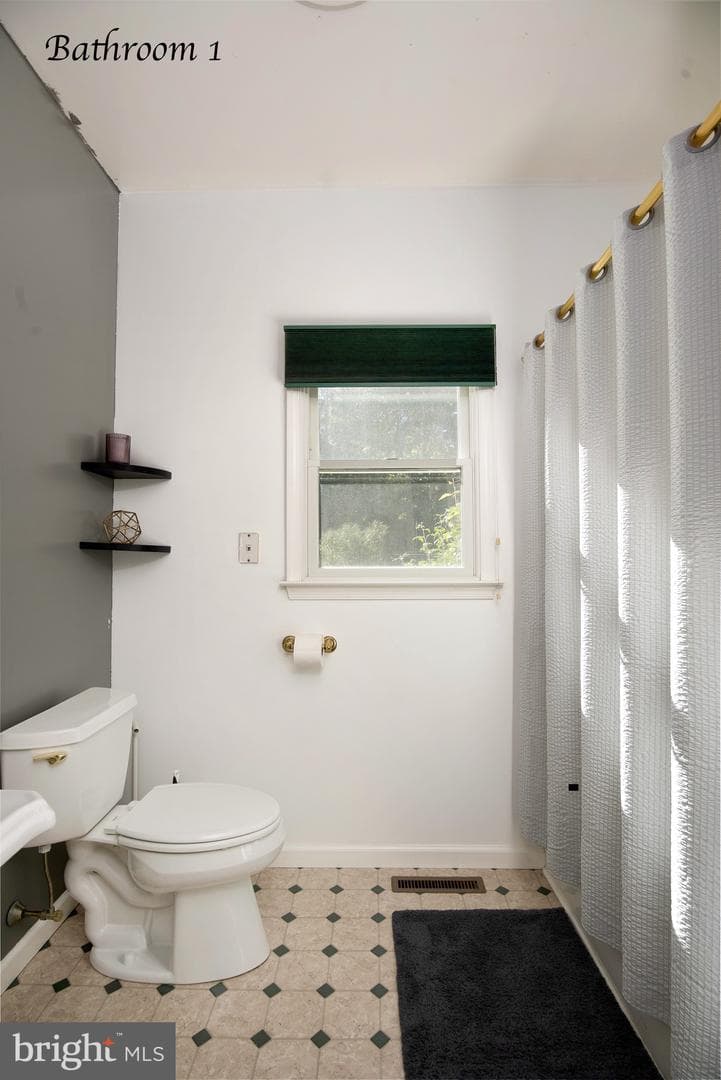 699 Shady Beach Road photo 13