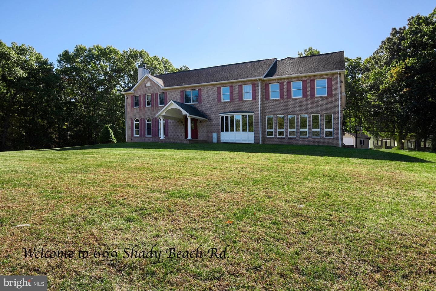 699 Shady Beach Road photo 2