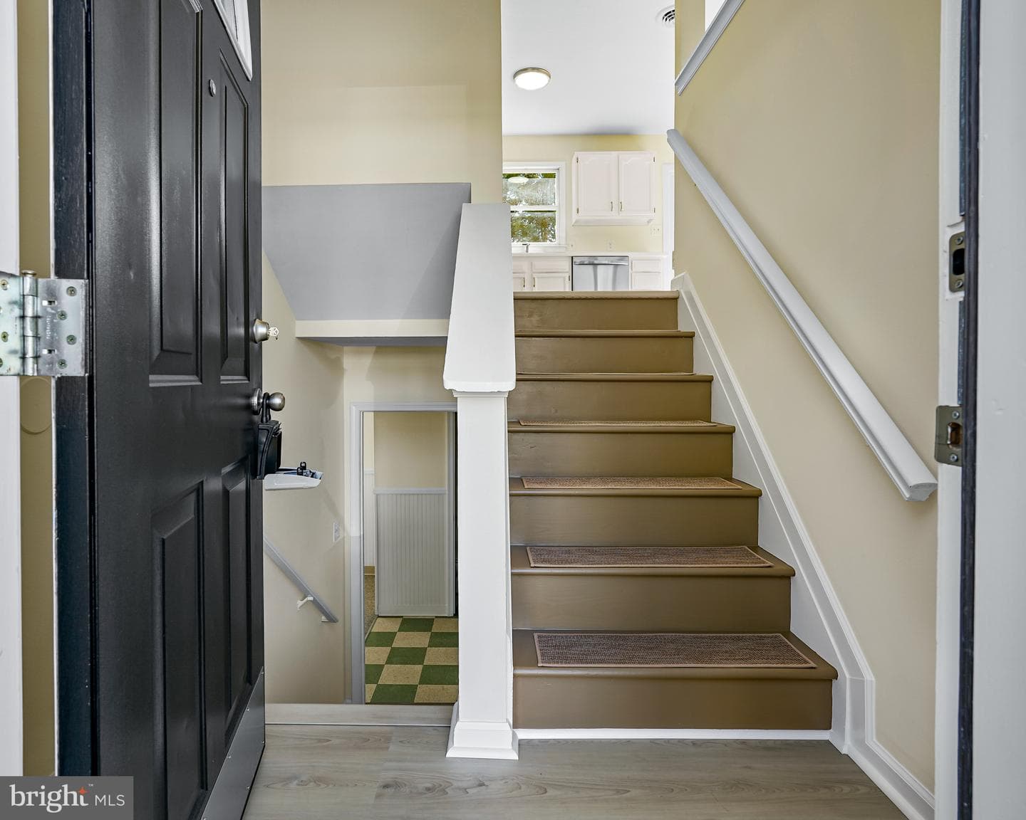 520 Saint Charles Street photo 3