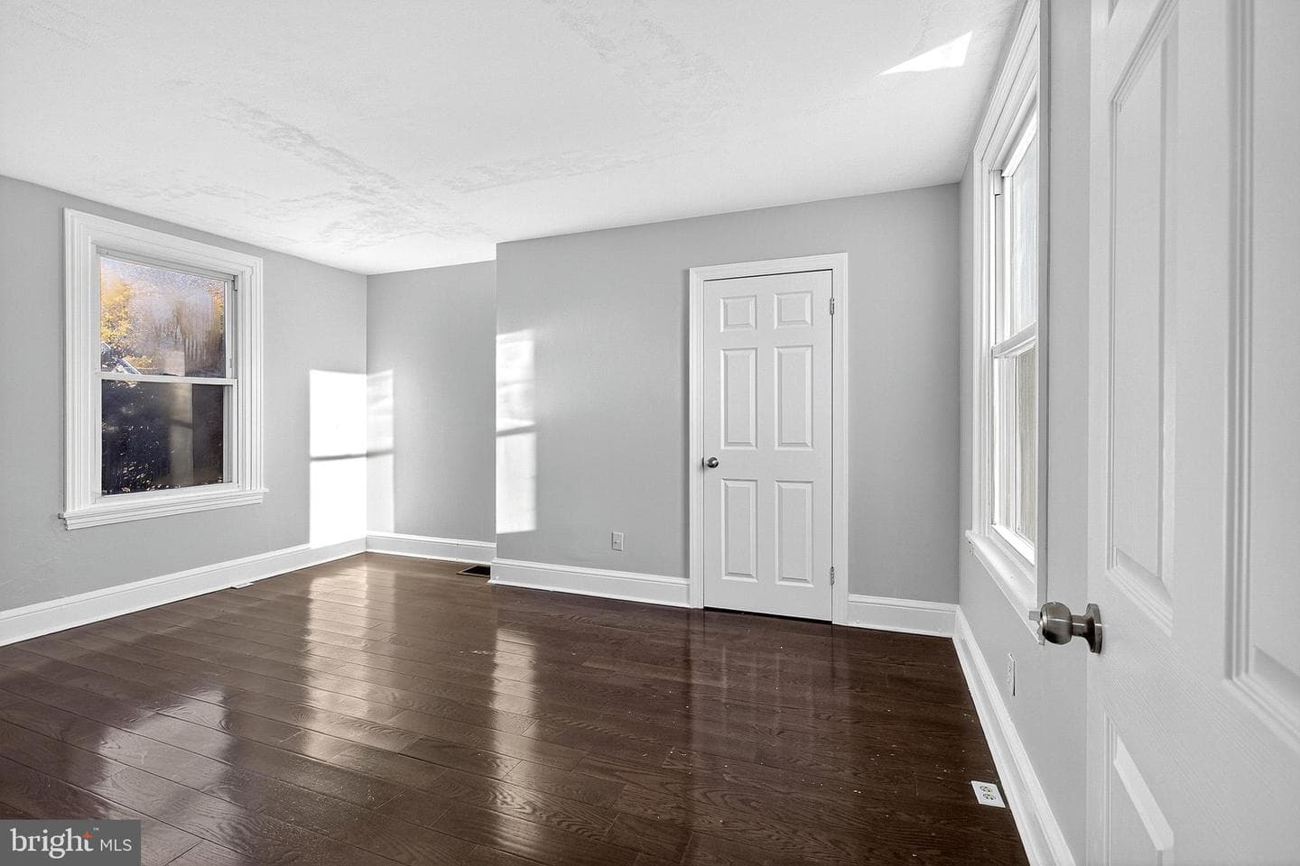 110 Delaware Avenue photo 41
