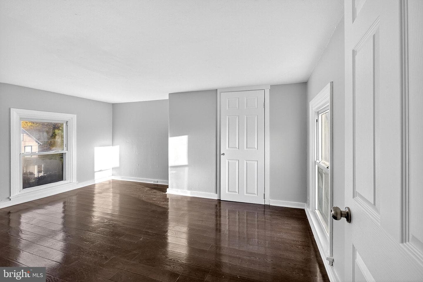 110 Delaware Avenue photo 48