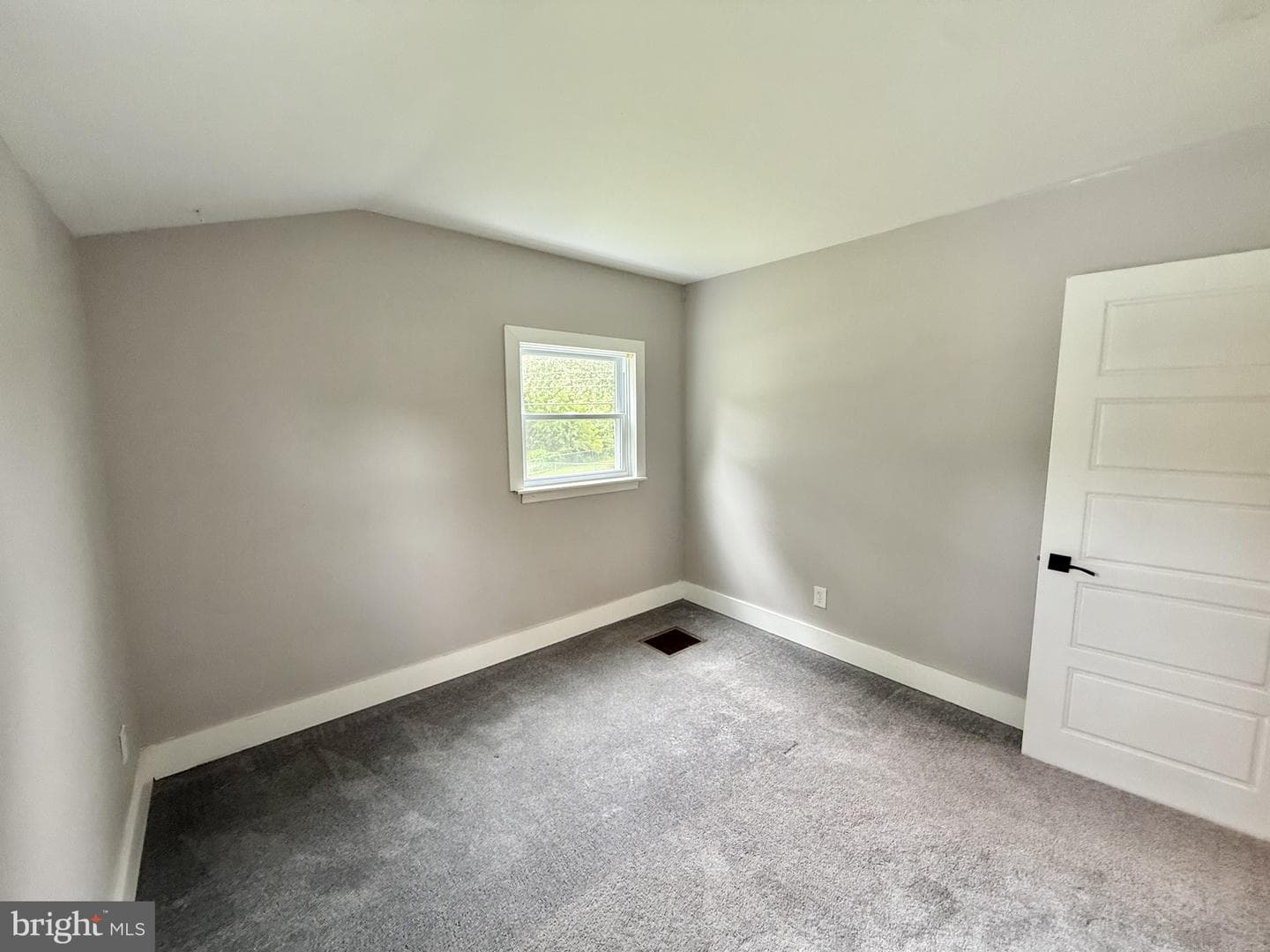 20 Chestnut Drive photo 33
