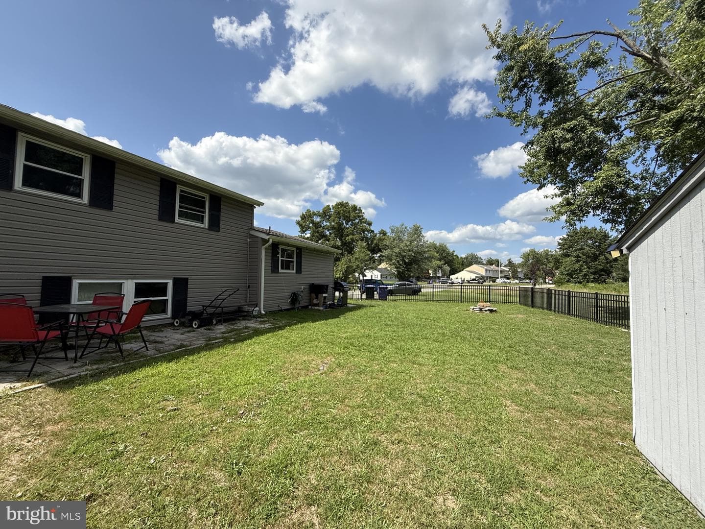 20 Chestnut Drive photo 49