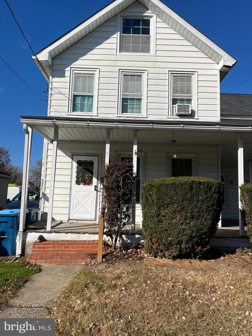 223-225 W High Street photo 2
