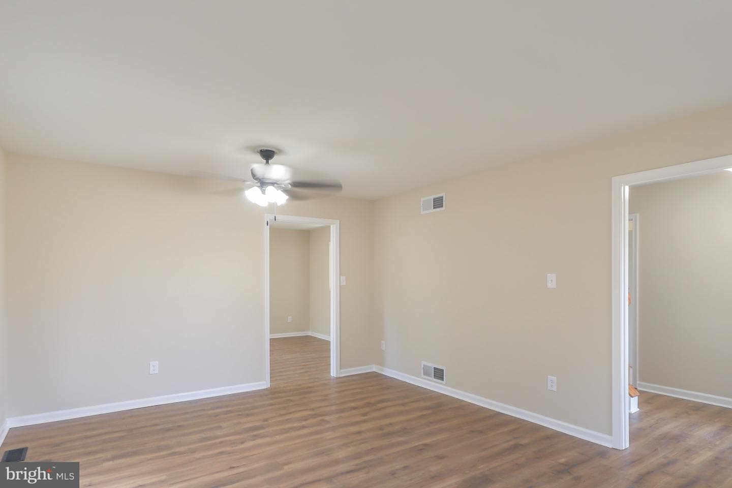 10 Hunt Valley Drive photo 13