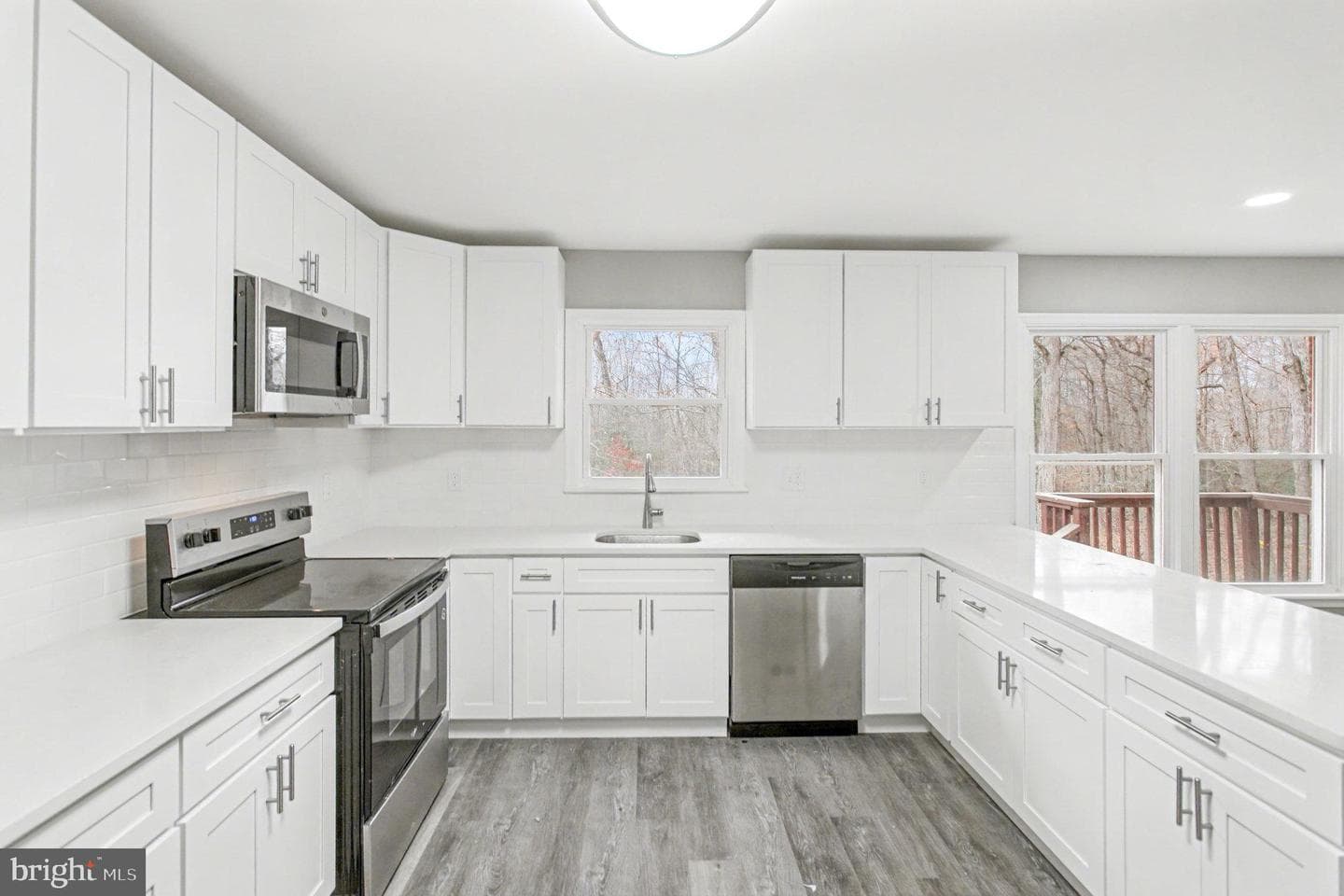 Garrett Court photo 19