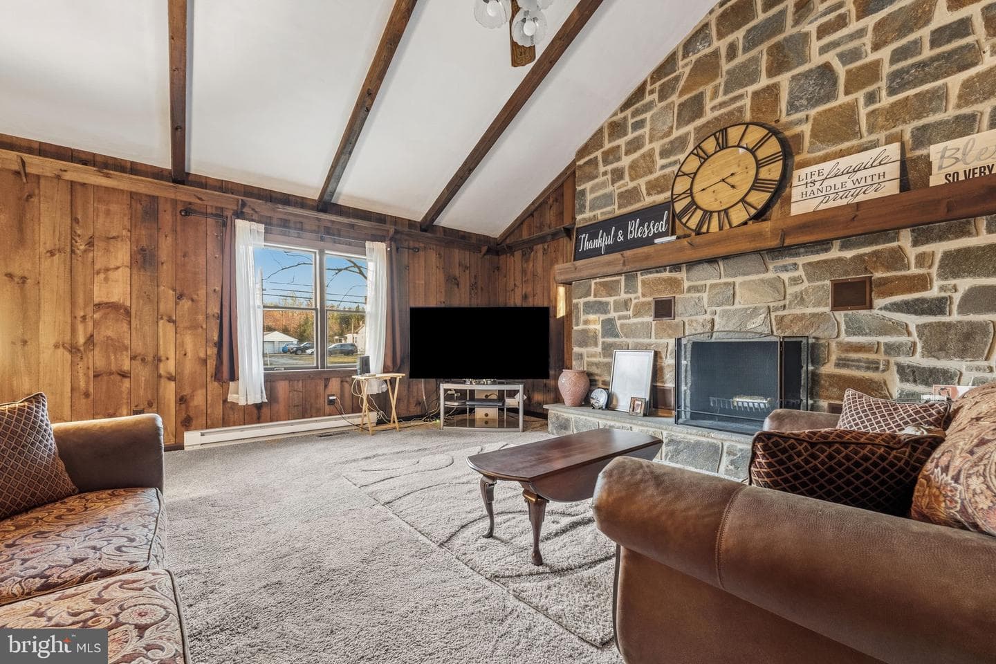 368 Appleton Road photo 22
