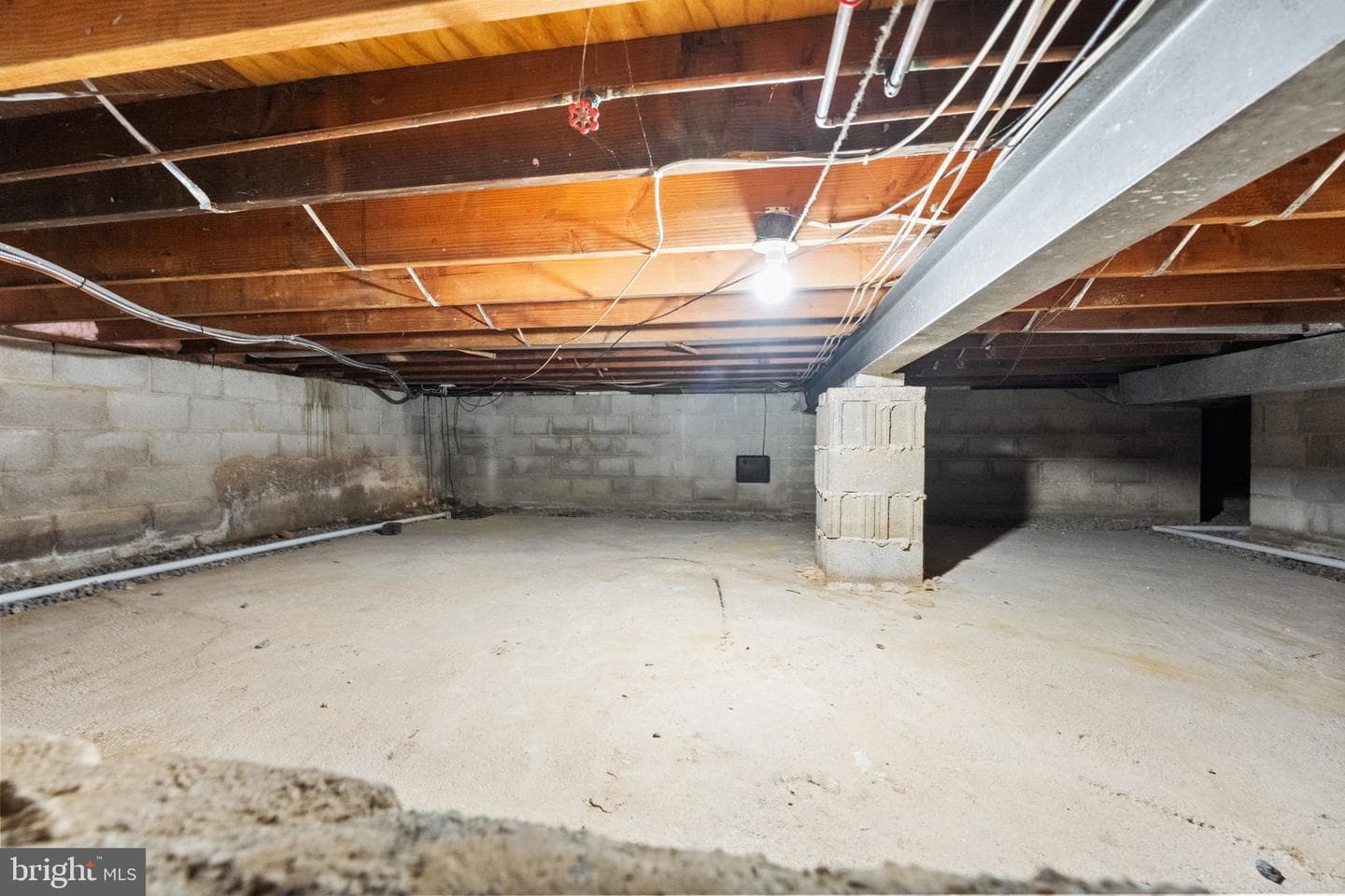 368 Appleton Road photo 47