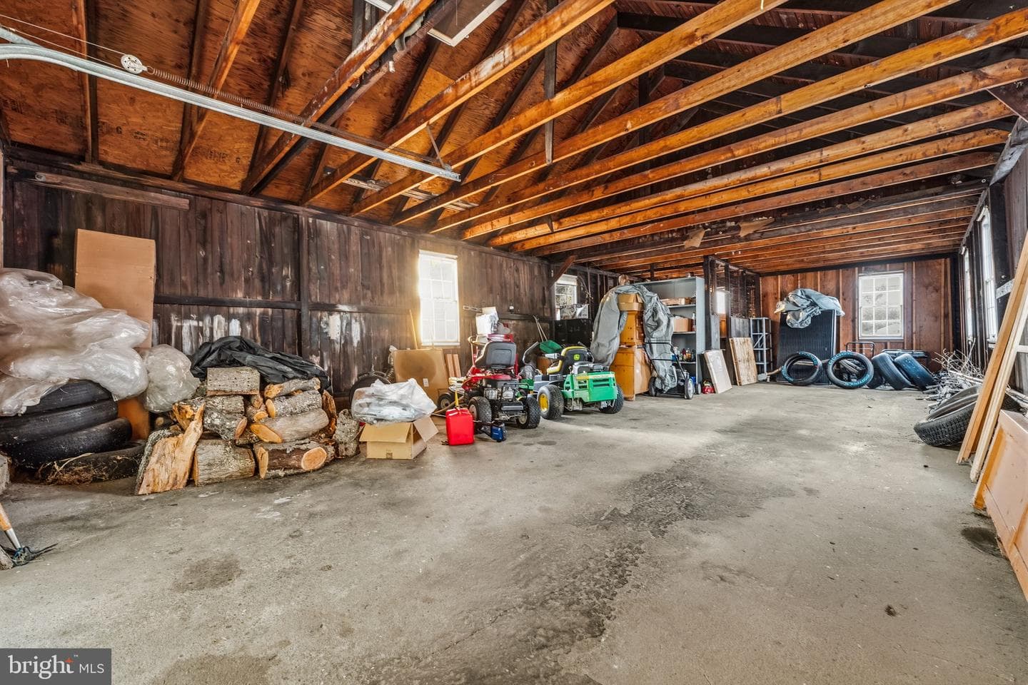 368 Appleton Road photo 53