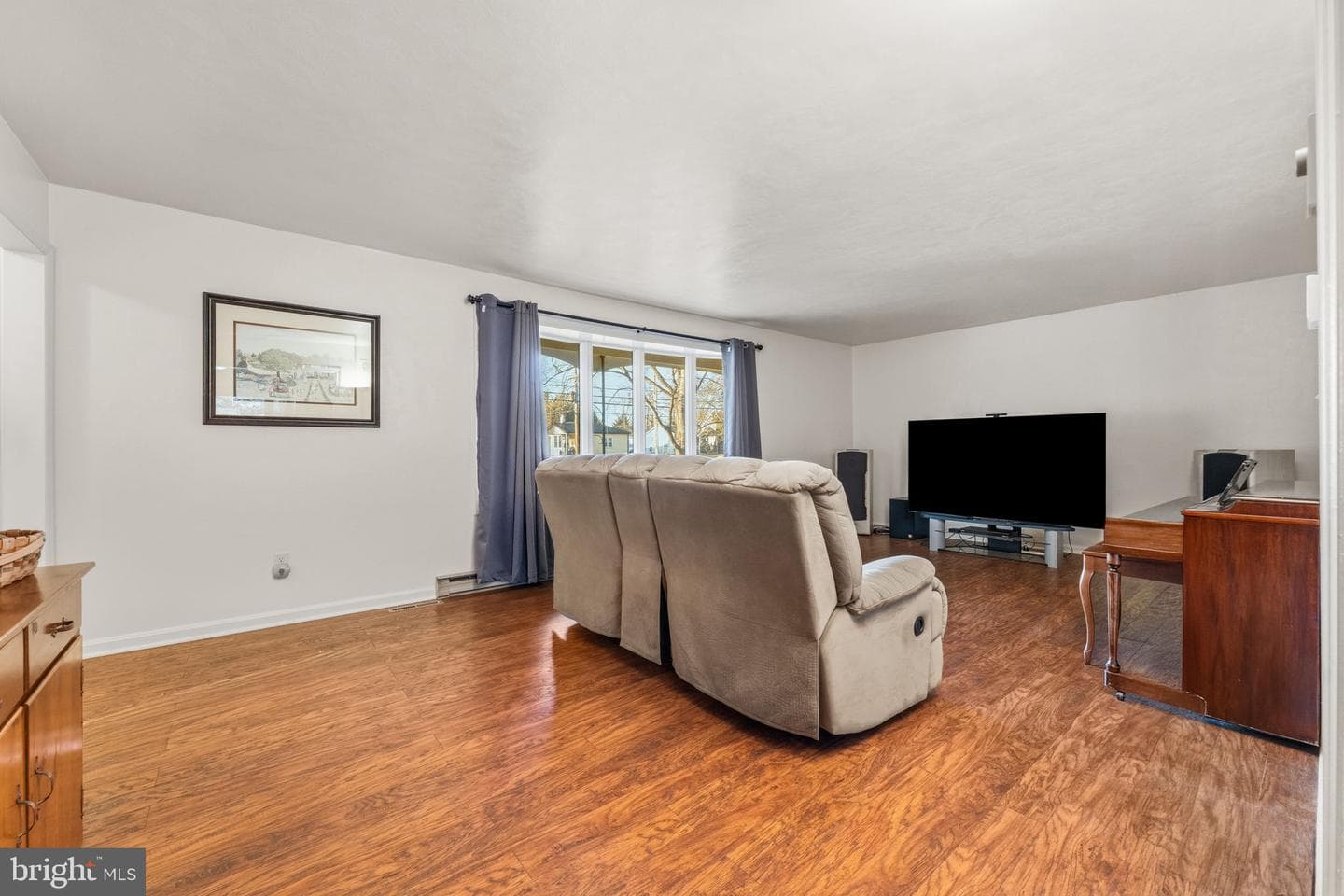 368 Appleton Road photo 7