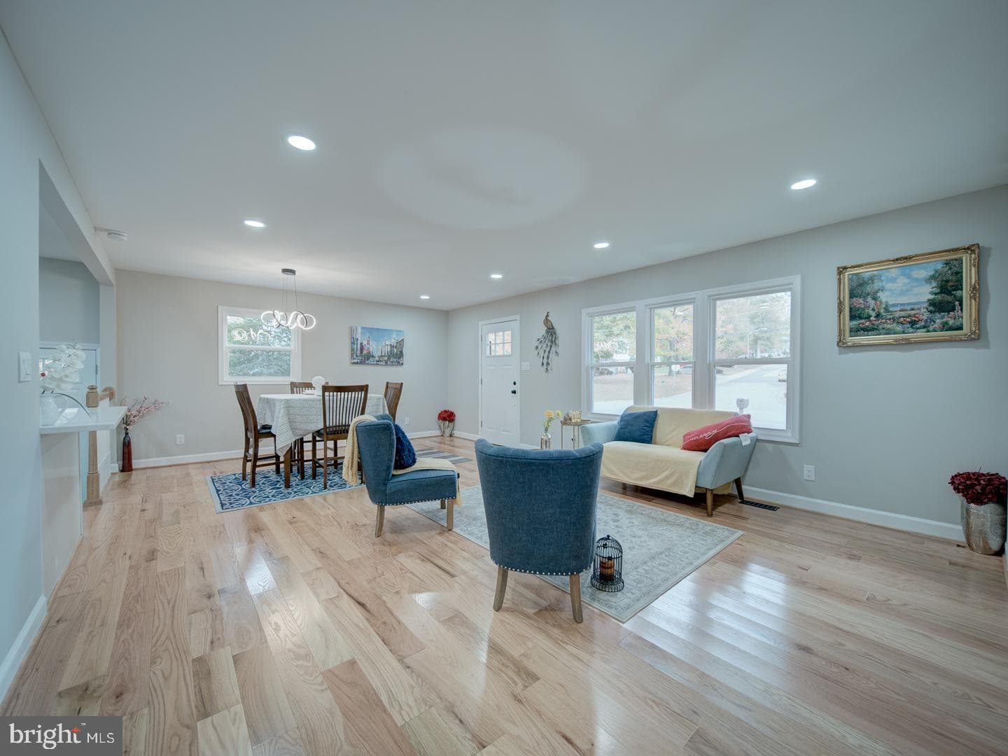 112 Courtney Drive photo 7