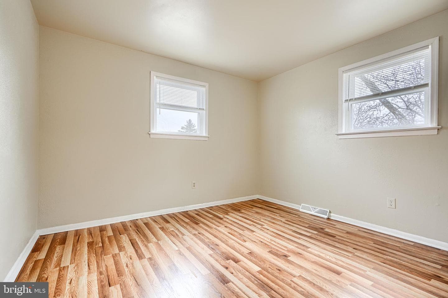 111 Saint Louis Drive photo 22