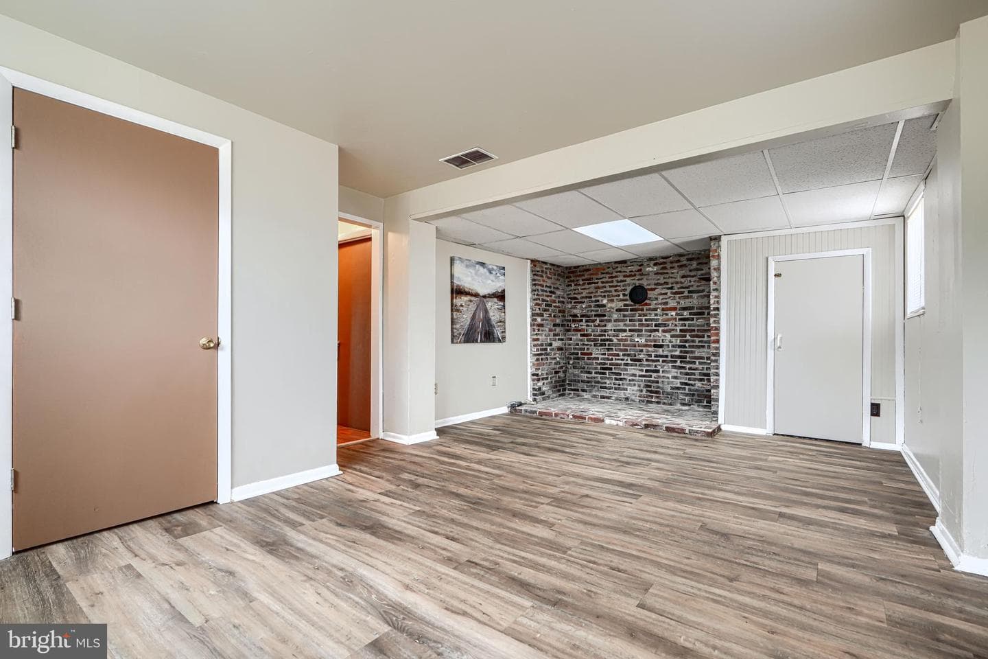 111 Saint Louis Drive photo 32