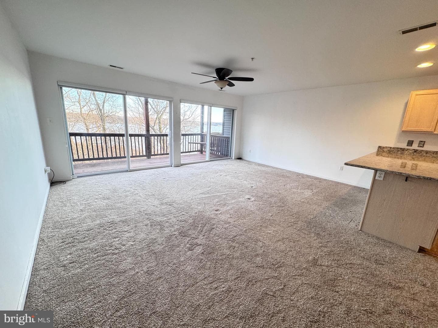 63 NE Isle Dr 42 A photo 9