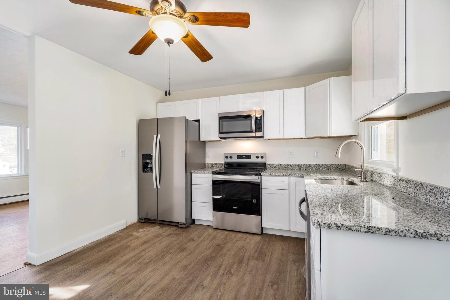 404 Pearl Street photo 8