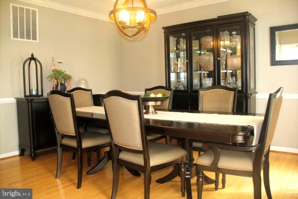 77 Ironoak Court photo 16