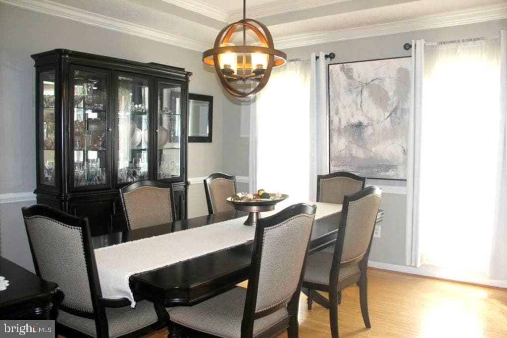 77 Ironoak Court photo 3