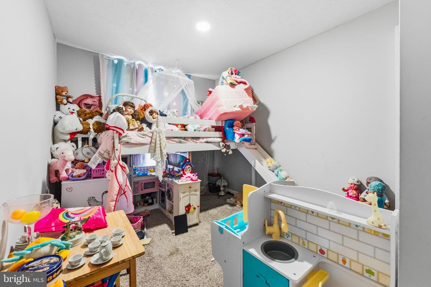 122 John Street photo 14